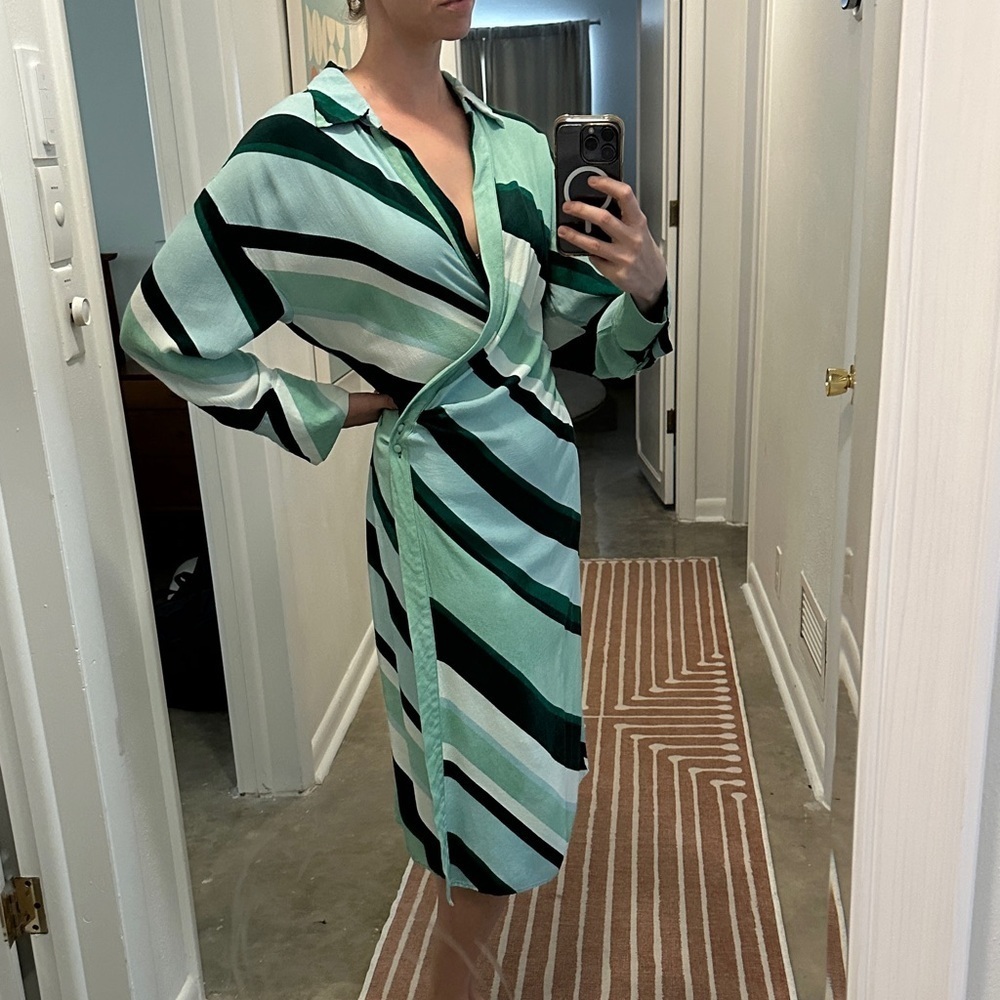 MNG Green Striped Wrap Dress Midi Satin Look Spring Summer Minimalist Women’s M - Picture 2 of 9